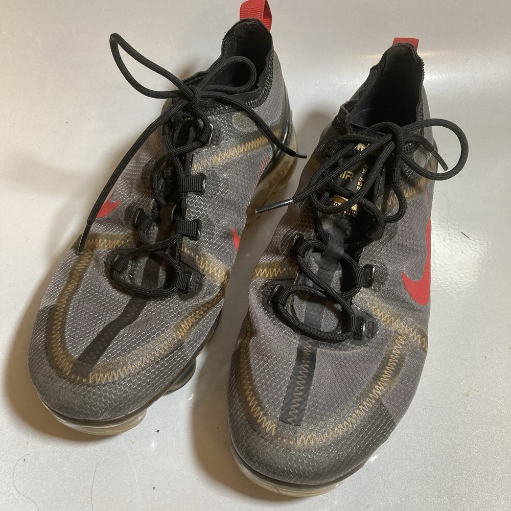 Nike Air Vapormax 2019 Black Metallic Gold CU4872-001 Sneakers Women's Size 9 - Picture 2 of 11